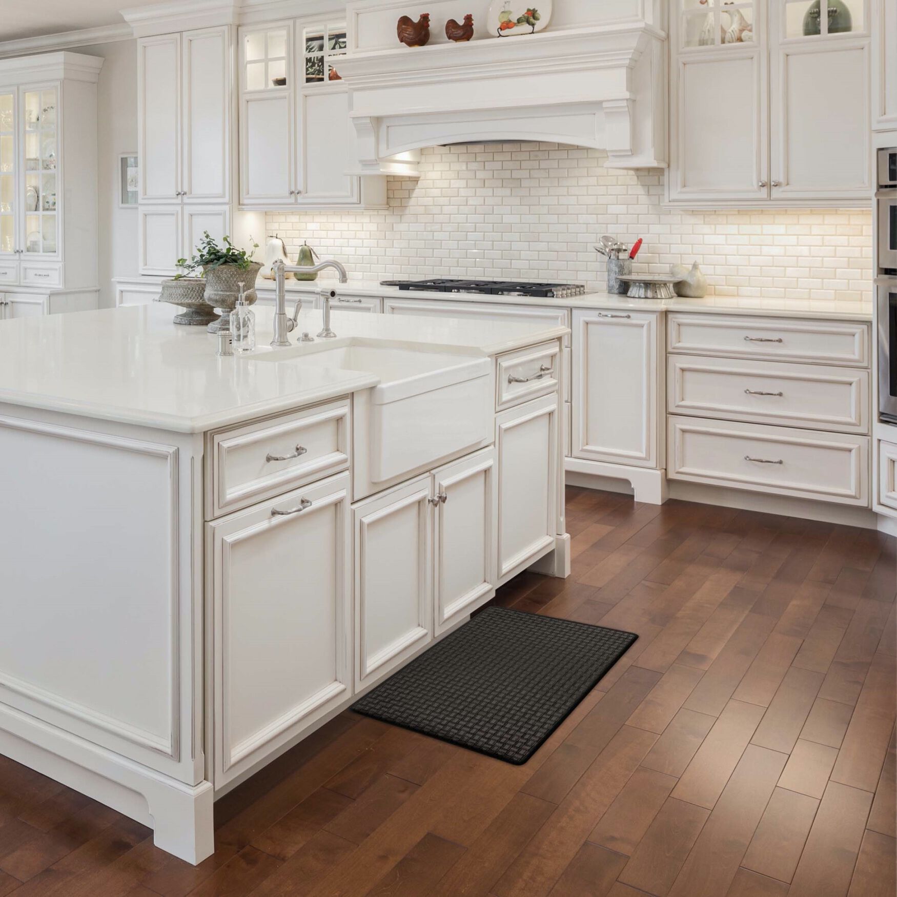 Woven Embossed Faux Leather Anti Fatigue Mat, , alternate image number 2