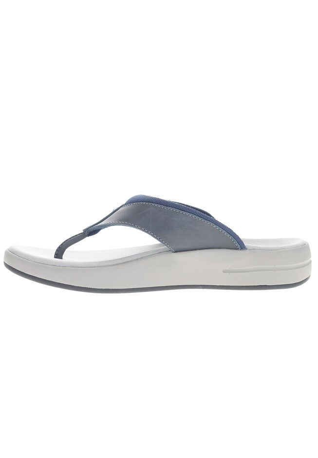 Propet Easton Men's Thong Sandals, , alternate image number 3