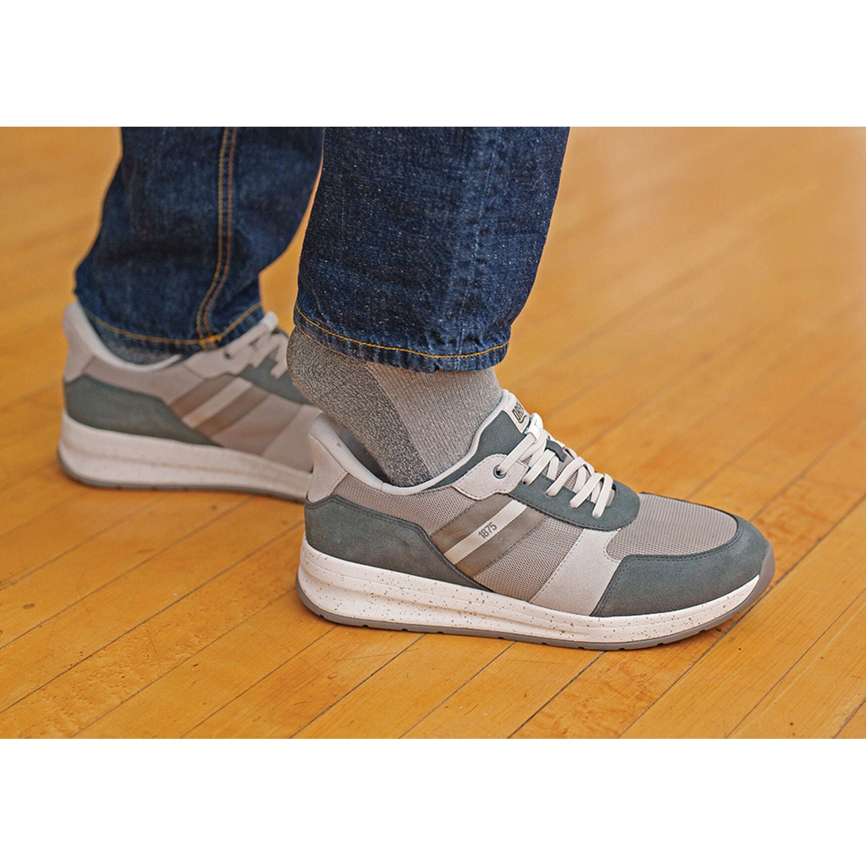 Connor Hands Free Sneaker, GREY WHITE, alternate image number 7