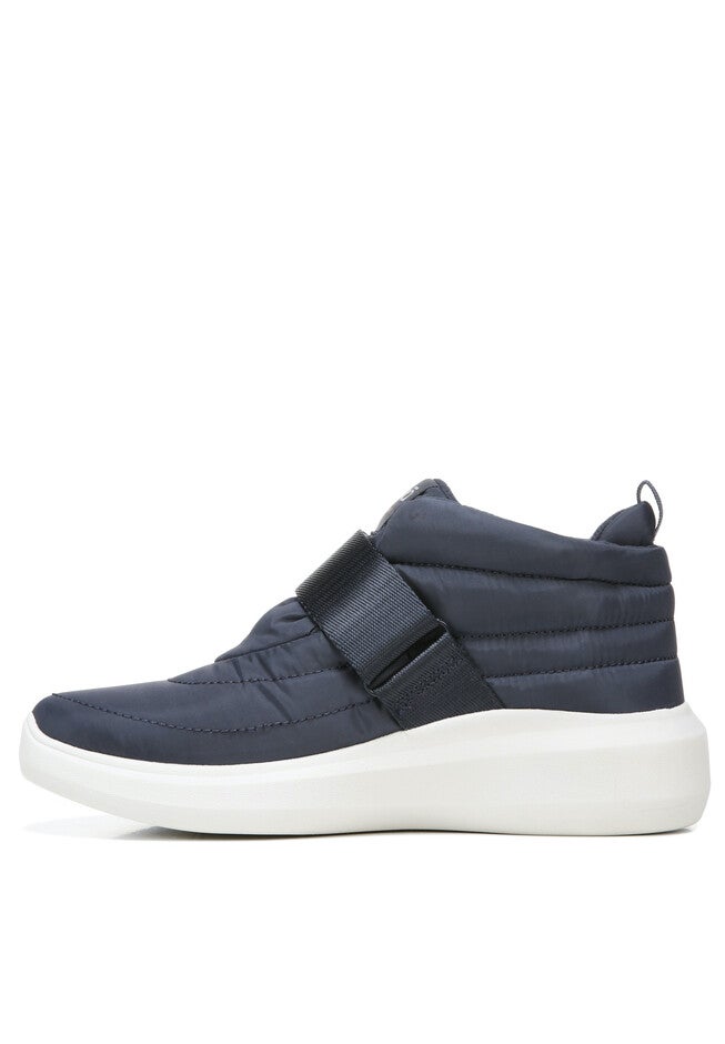 Ascend Puff Water Repellent Bootie, , alternate image number 4