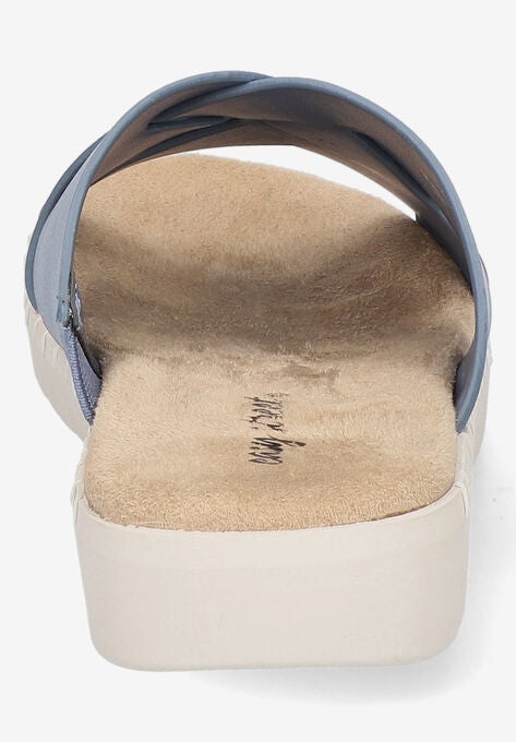 Brylee Sandal, , on-hover image number null