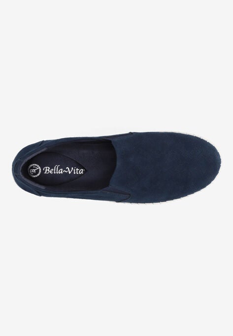 Aviana Slip On Sneaker, , alternate image number null