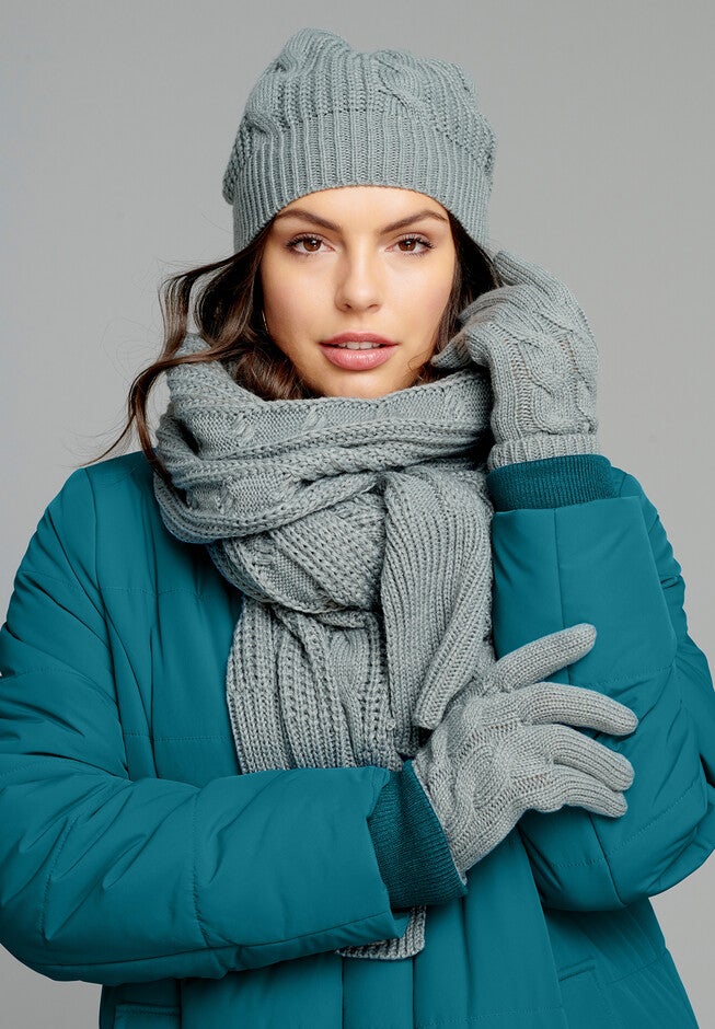 Cable Knit Gloves, , alternate image number 2