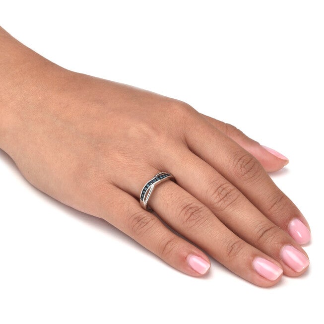 .06 TCW Blue Diamond Sterling Silver Twist Ring, BLUE, alternate image number null
