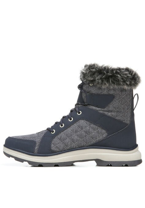 Brisk Water Repellent Hiking Boot, , alternate image number null