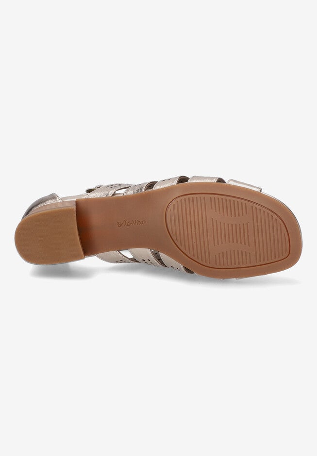 Betsy Sandal, , alternate image number null