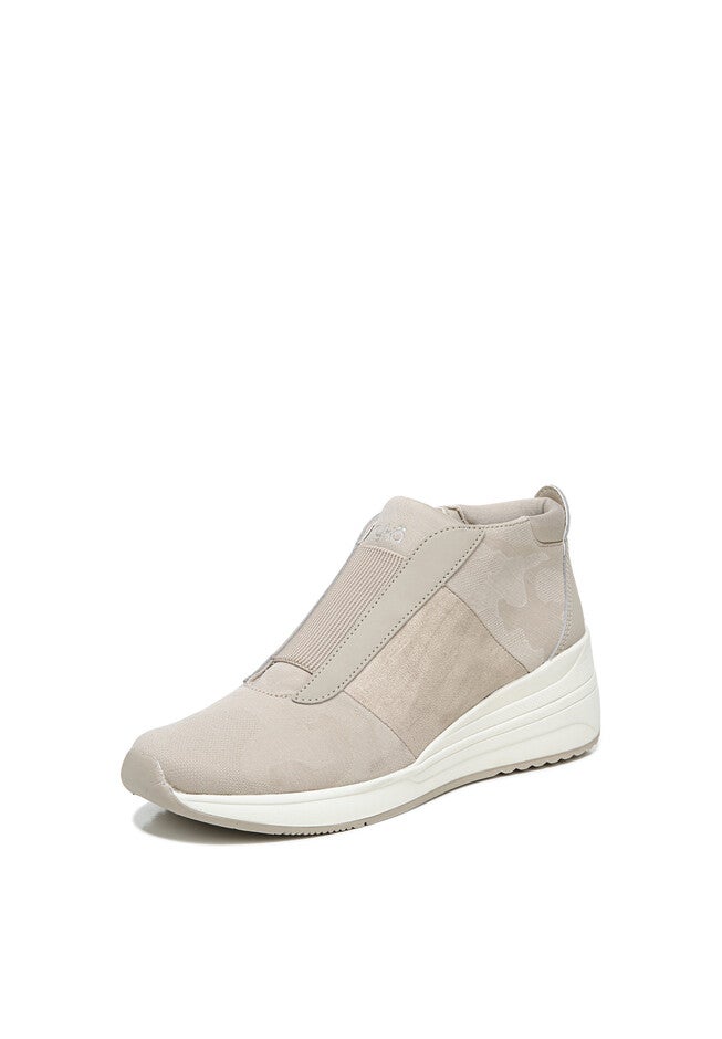Gwyn Water Repellent Sneaker, , alternate image number null