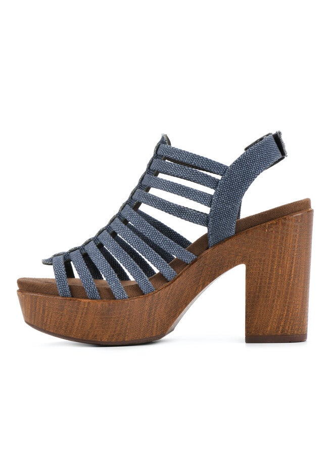 White Mountain Astonish Clog, , alternate image number 3