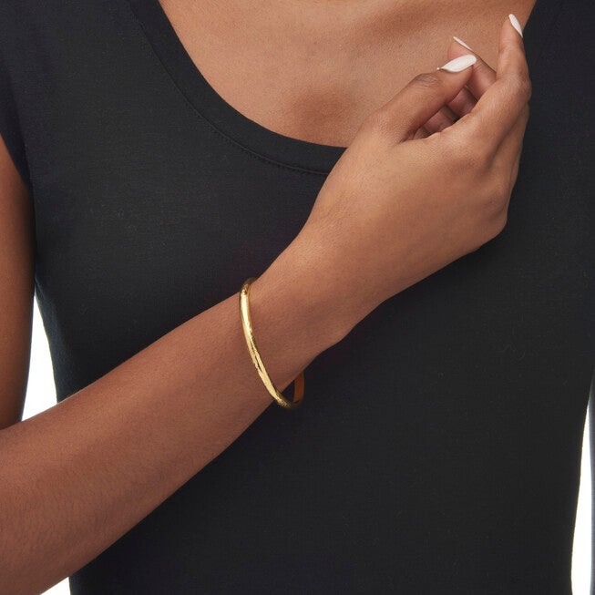 Etched Bangle Bracelet in 18k Yellow Gold Over .925 Sterling Silver 7 inches, GOLD, alternate image number 3