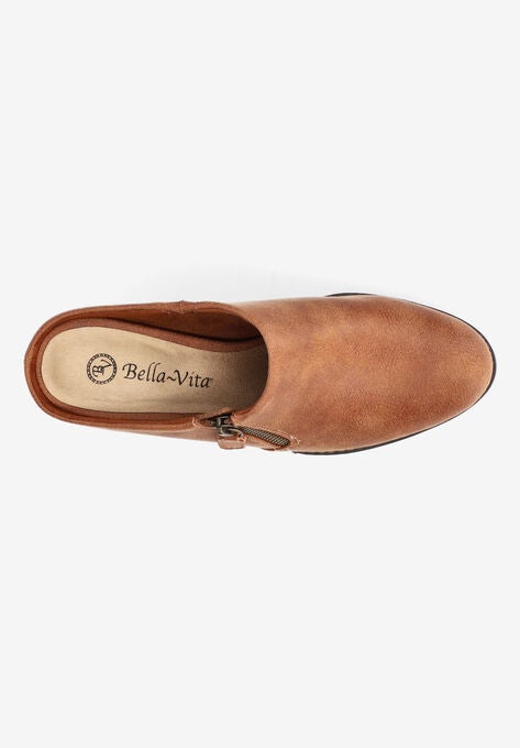 Carlene Mule, , alternate image number null
