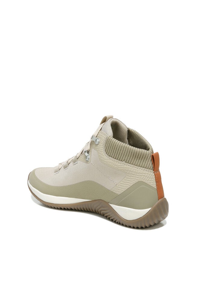 Echo Water Repellent Bootie, , alternate image number null