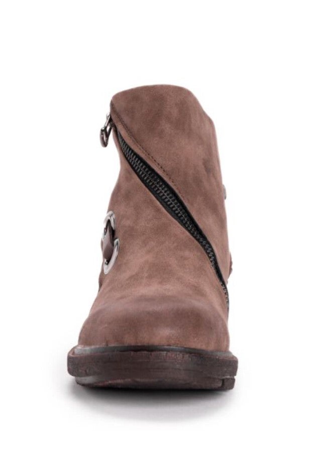 Ranya Booties, , alternate image number null