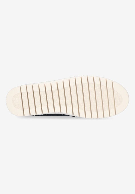 Aviana Slip On Sneaker, , alternate image number null