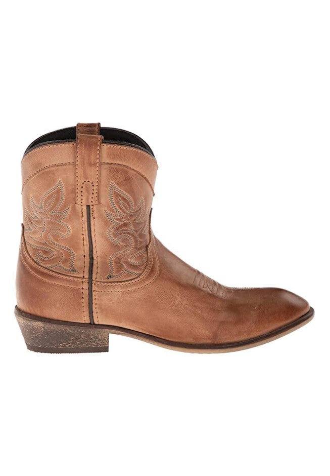 Willie Boots, , alternate image number null