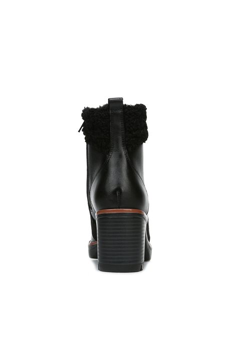 Val Bootie , , on-hover image number null