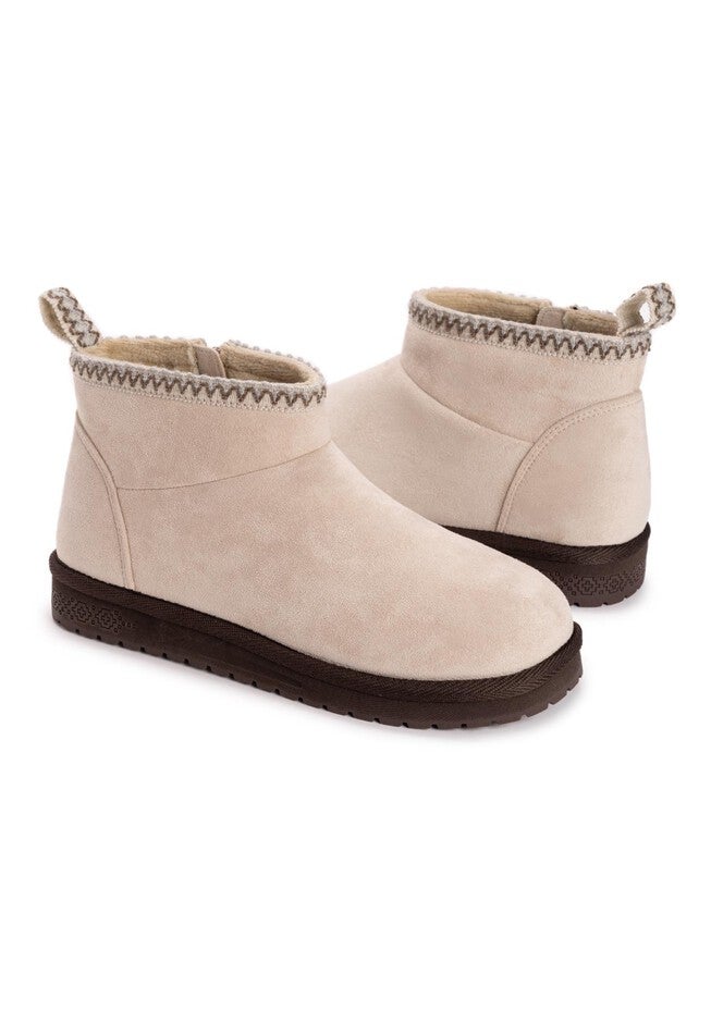 Larissa Boot, , alternate image number null
