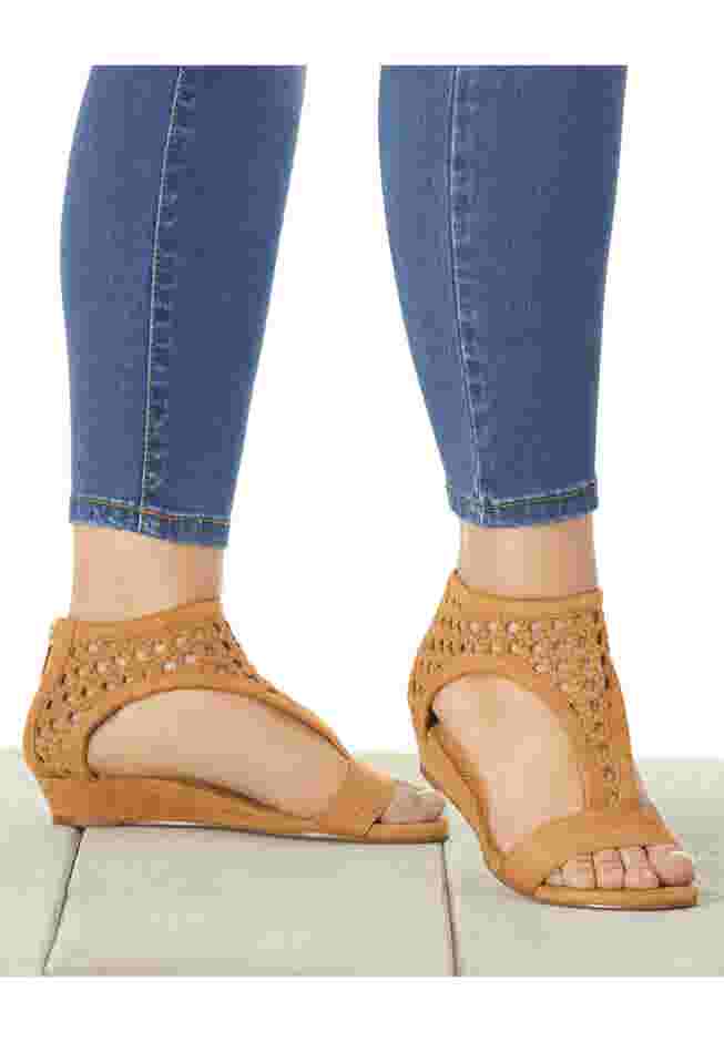 The Harper Sandal image number 6