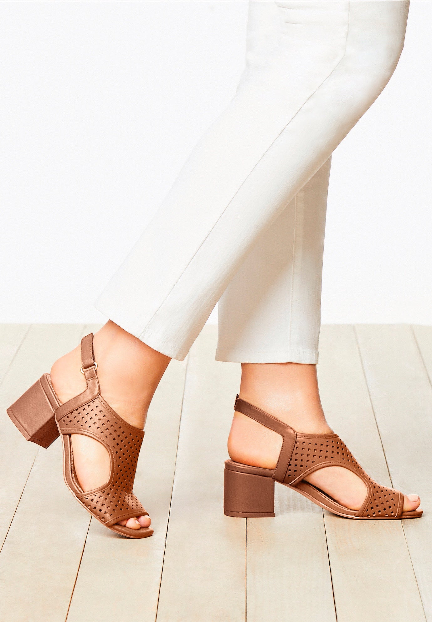 The Wells Sandal image number 6