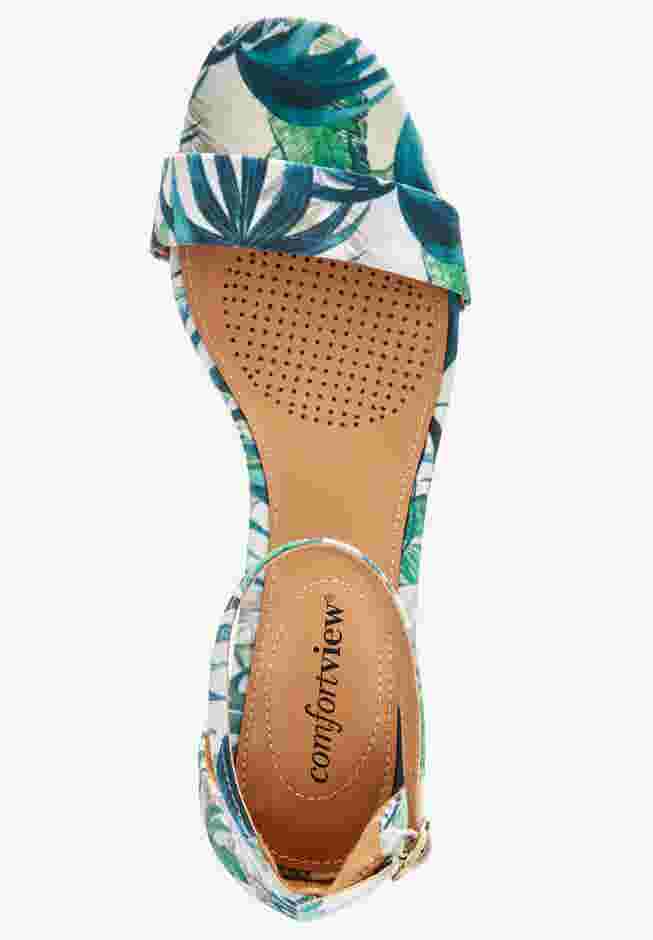 The Orly Sandal image number 7
