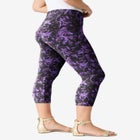 Plus Size Essential Stretch Capri Legging image number null