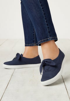 The Anzani Canvas Slip On Sneaker