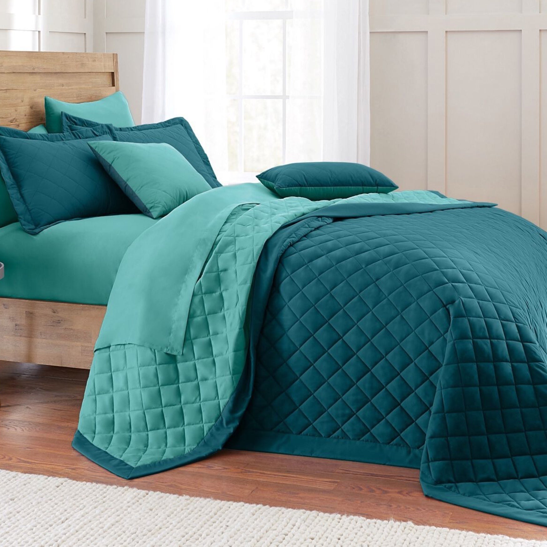 BH Studio Reversible Quilted Bedspread image number 4