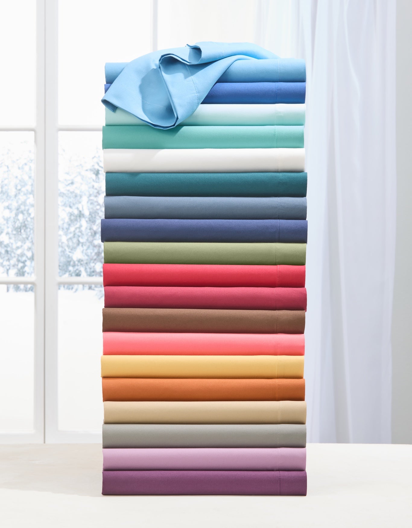 BH Studio Solid Microfiber Sheet Set image number 1
