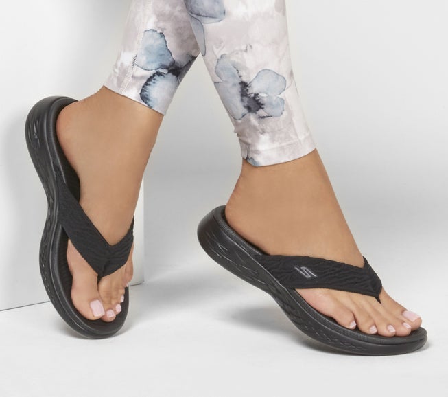 The On the Go Sunny Sandal image number null