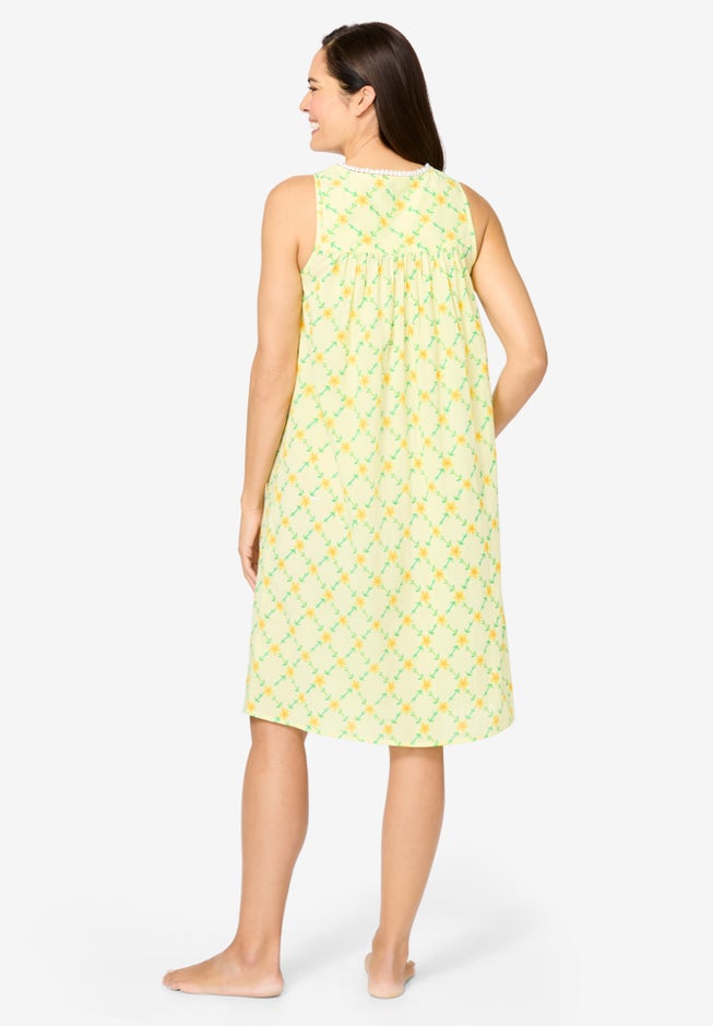 Sleeveless Button Front Night Gown image number 1