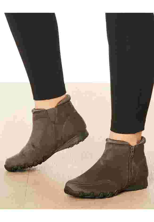 The Ash Shootie  image number 5