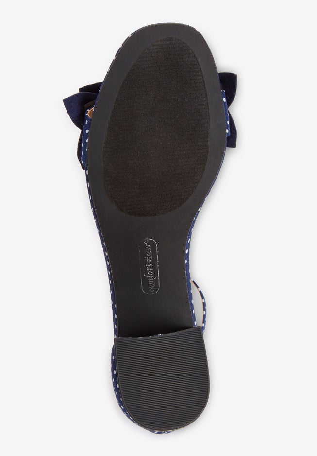 The Ona Sandal image number 2
