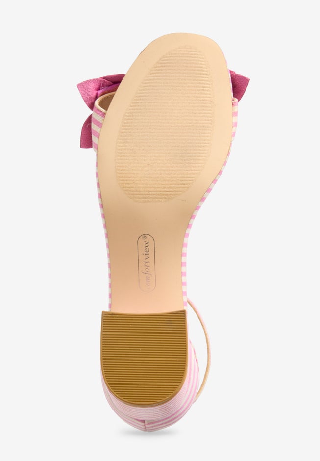 The Ona Sandal image number 2