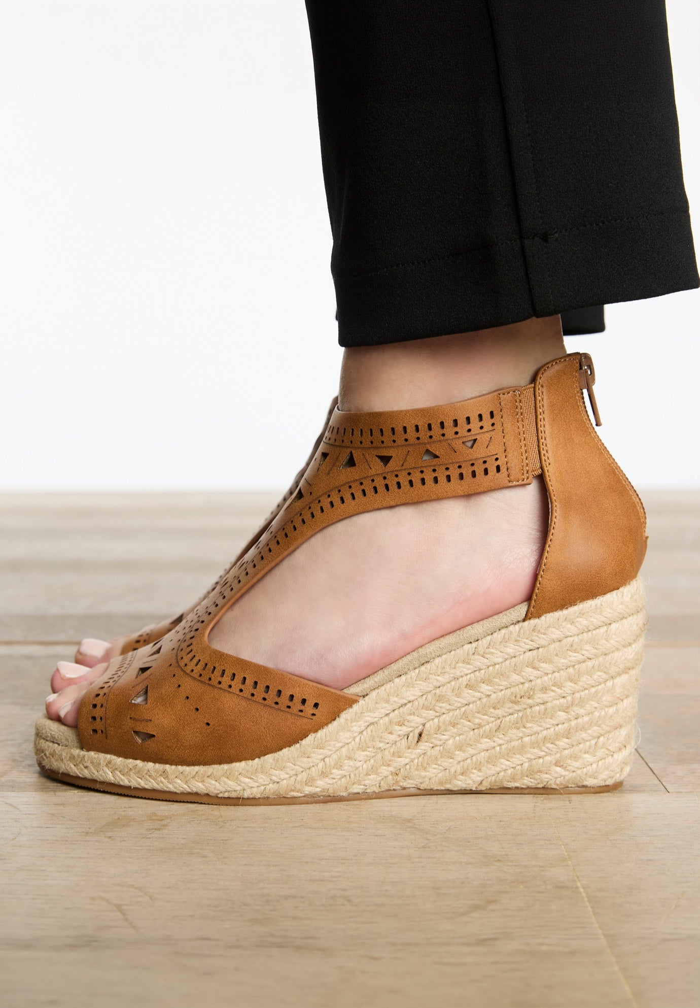 The Honey Wedge Sandal image number 9