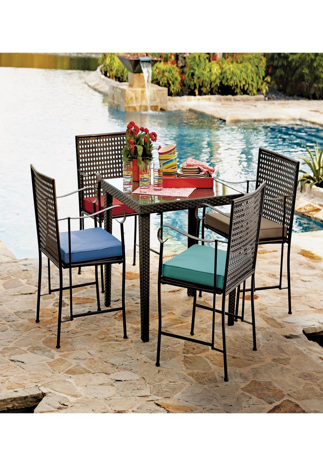 400 lbs. Weight Capacity Folding Chair with Cushion image number 1