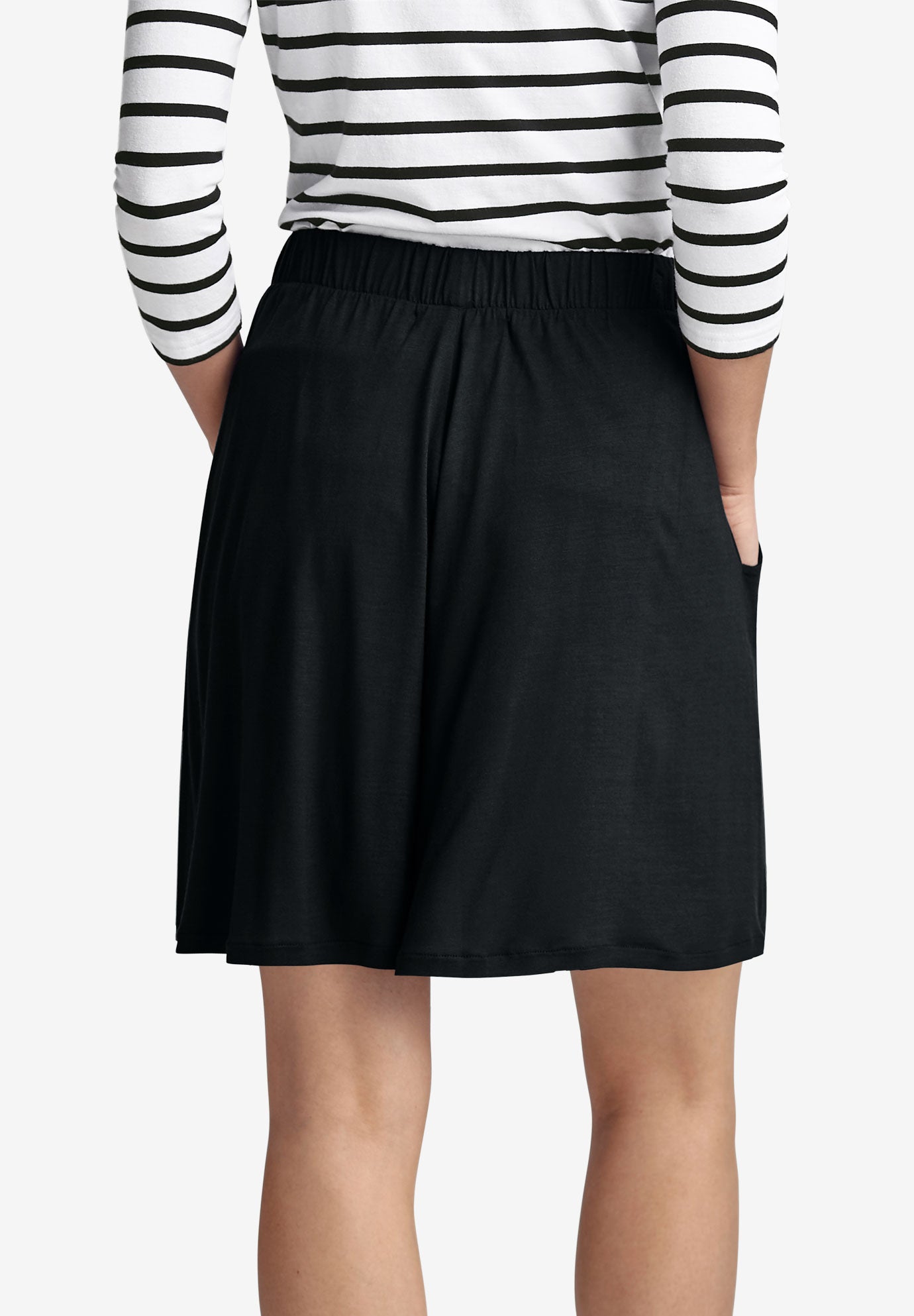 Elastic Waist Flowy Shorts image number 1