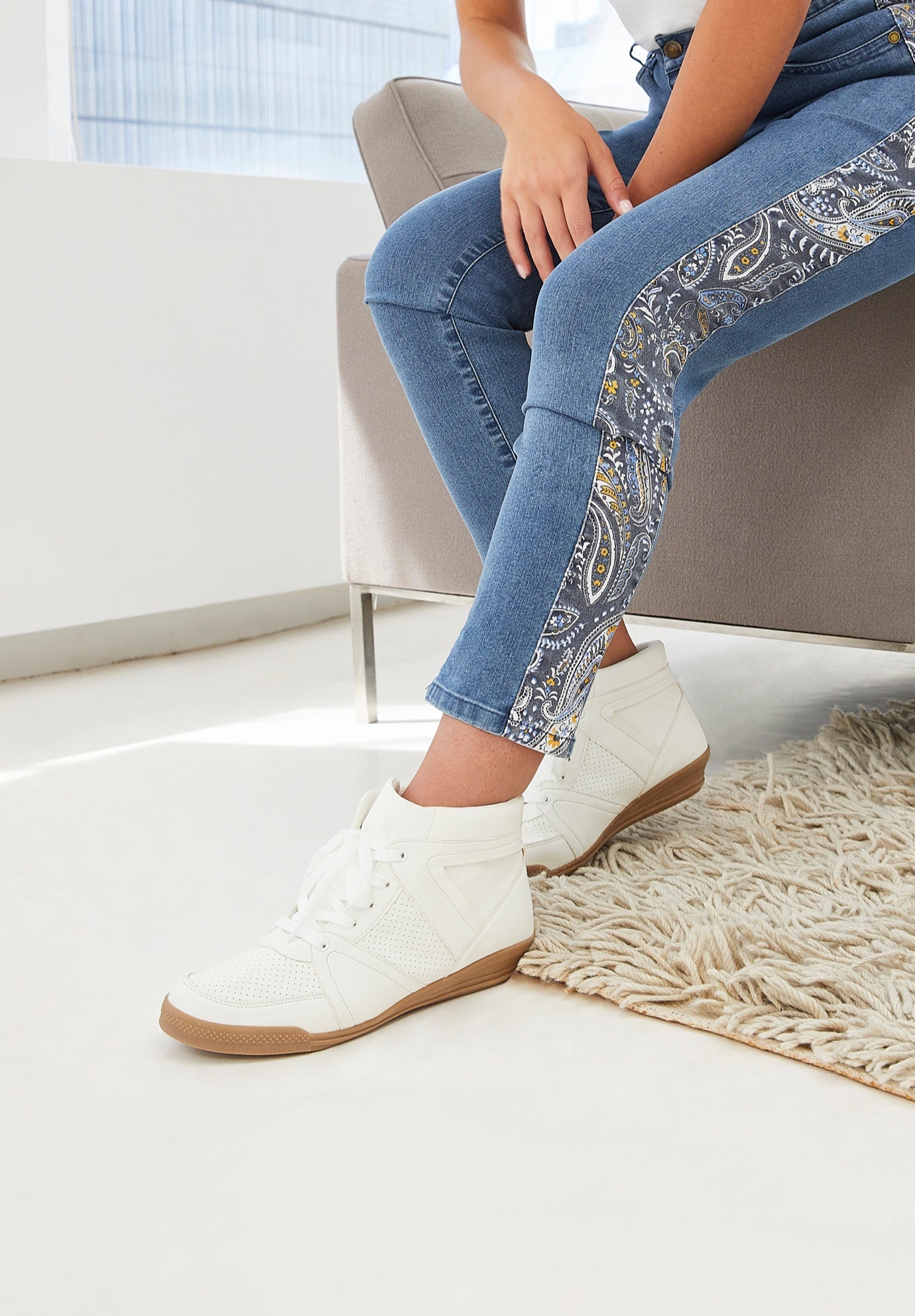 CV Sport Honey Sneaker image number 1