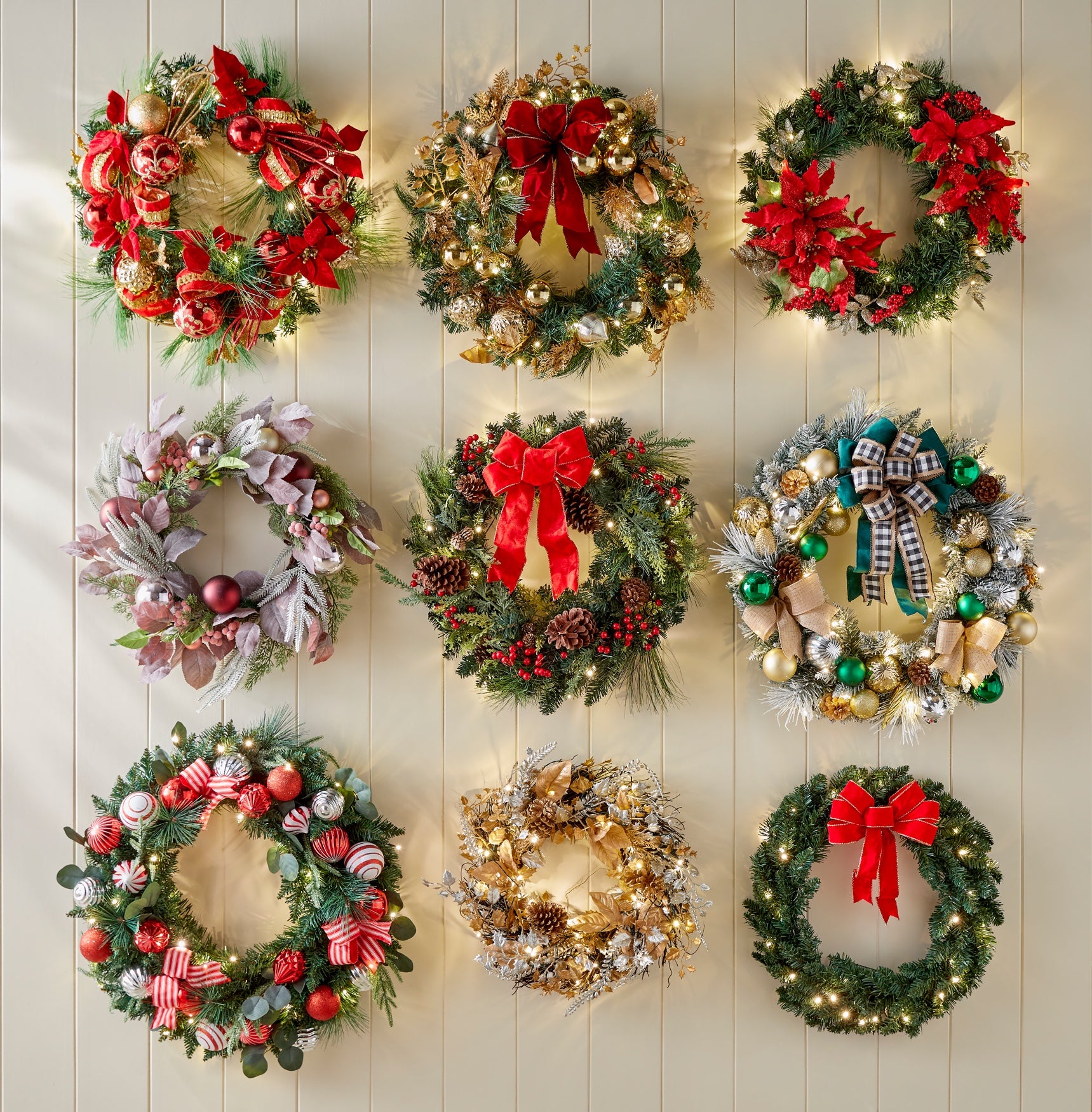 28" Pre-Lit Holiday Classic Wreath image number 1