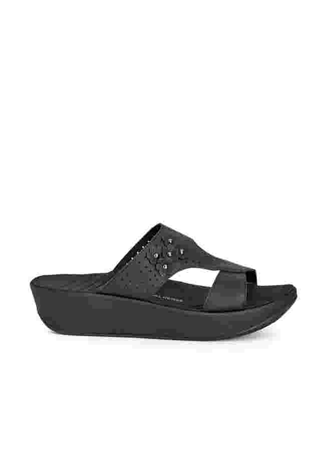 Melissa Wedge image number 2