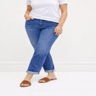 Mid-Rise Stretch 5-Pocket Relaxed Fit Boyfriend Jeans image number null