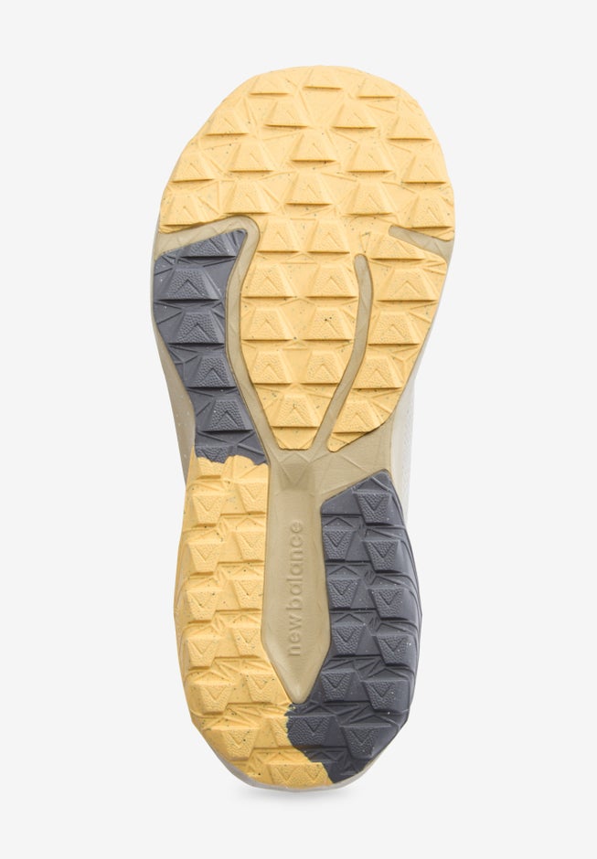 The DynaSoft Nitrel v6 Trail Sneaker image number 2