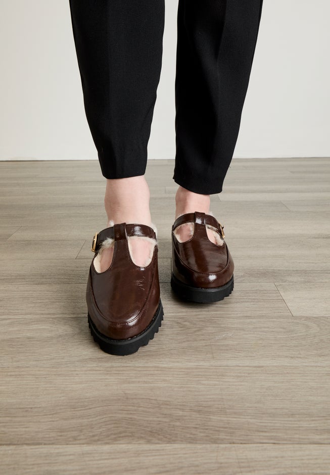 The Mabel Fur Lined Slip-On Mule image number 12